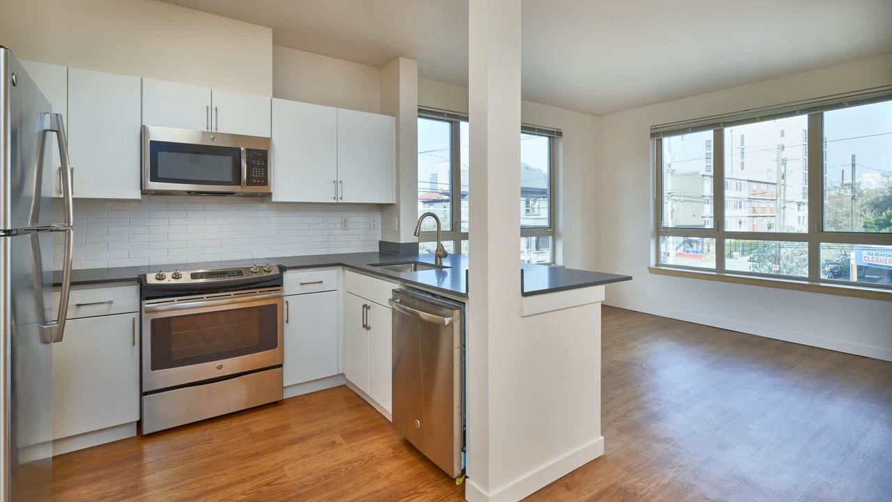 The Heights on Capitol Hill - Photo 6 of 45