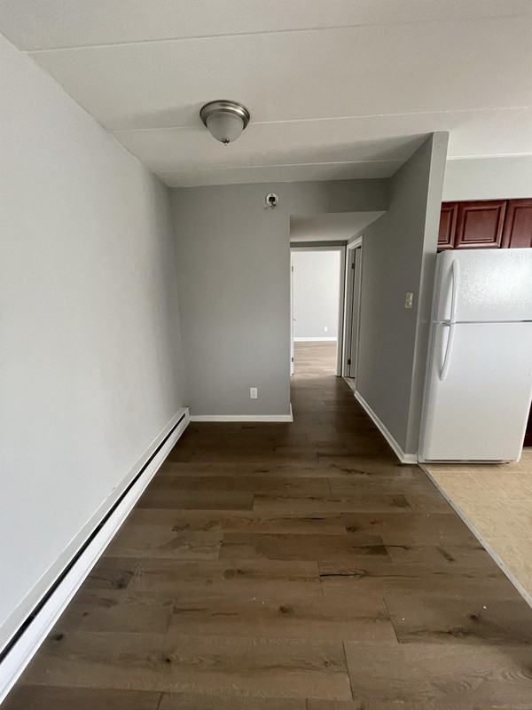 416 416 South 4th Street - B5 - Photo 3 of 10