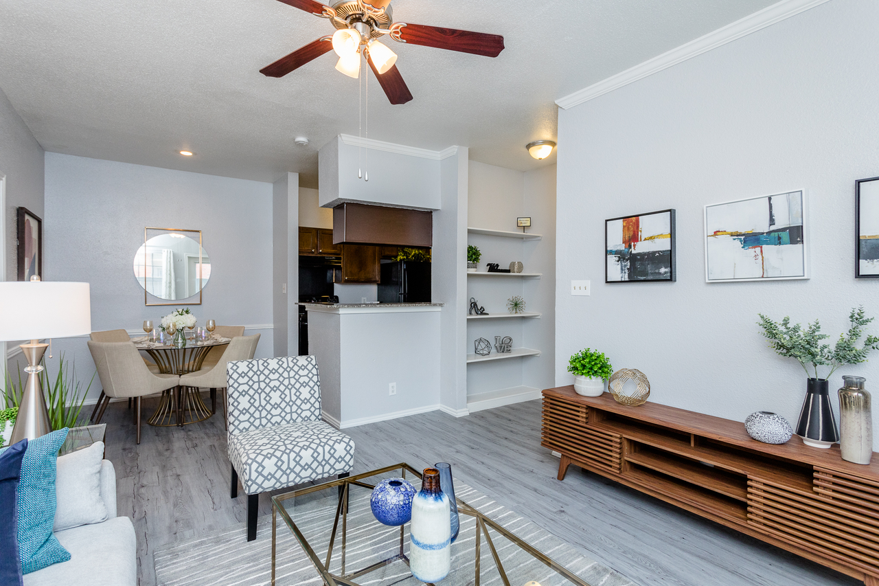 Green Tree Place Apartments - Photo 5 of 23