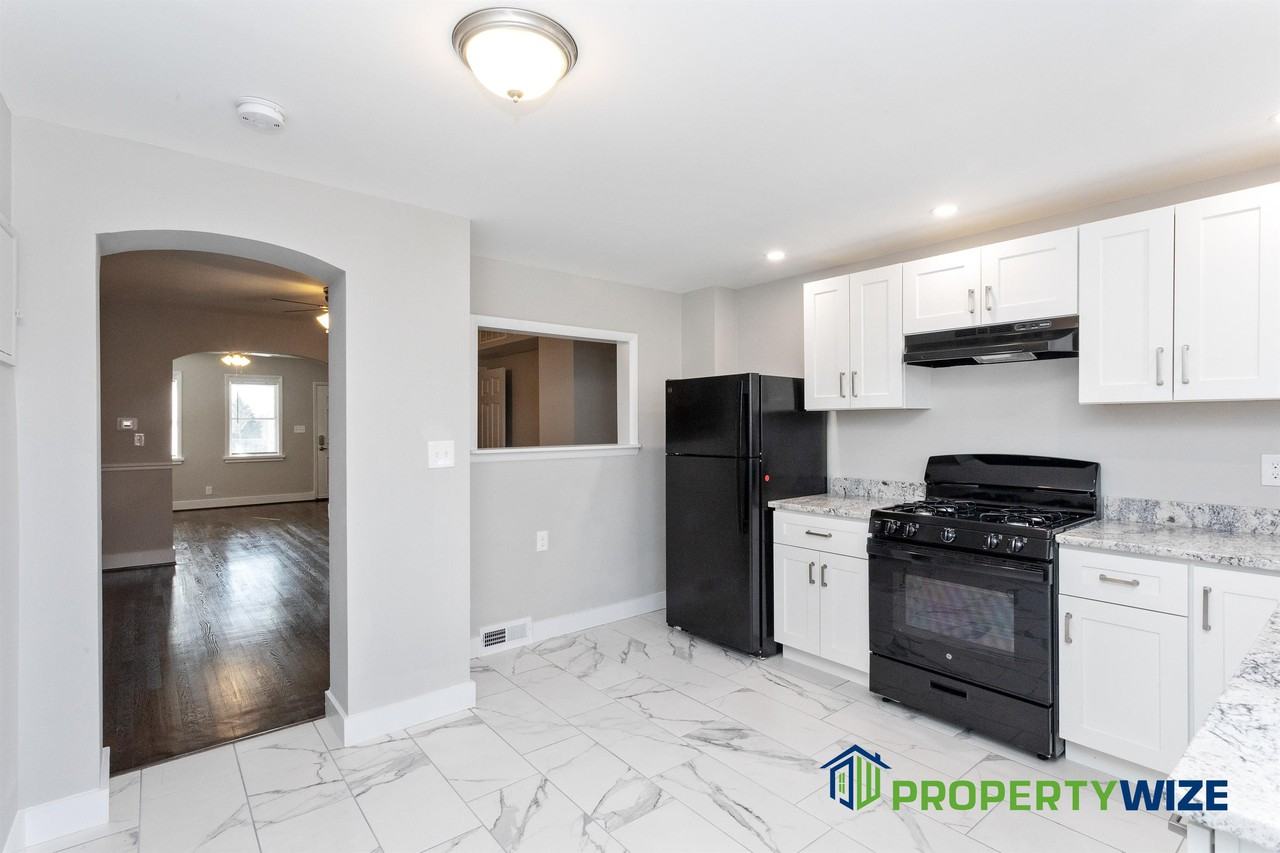 7704 Gough St #1 - Photo 3 of 24