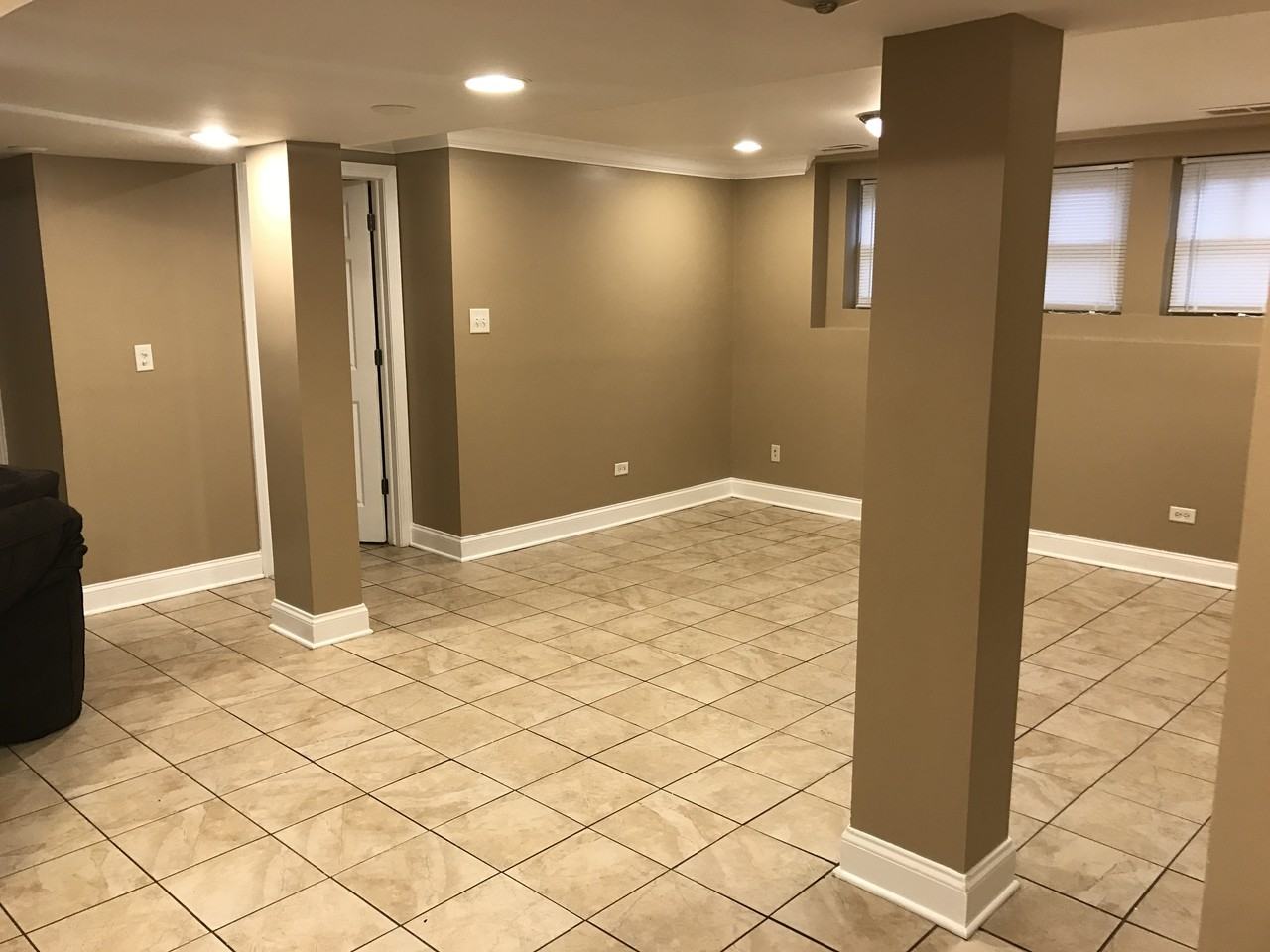 3849 w  Hirsch - Photo 3 of 16