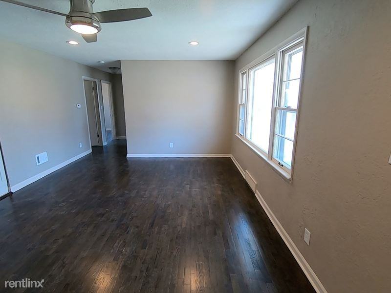 4812 Cleveland Ave - Photo 2 of 8