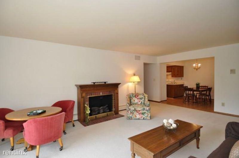 7560 7560 N Port Washington rd 101 - Photo 2 of 13