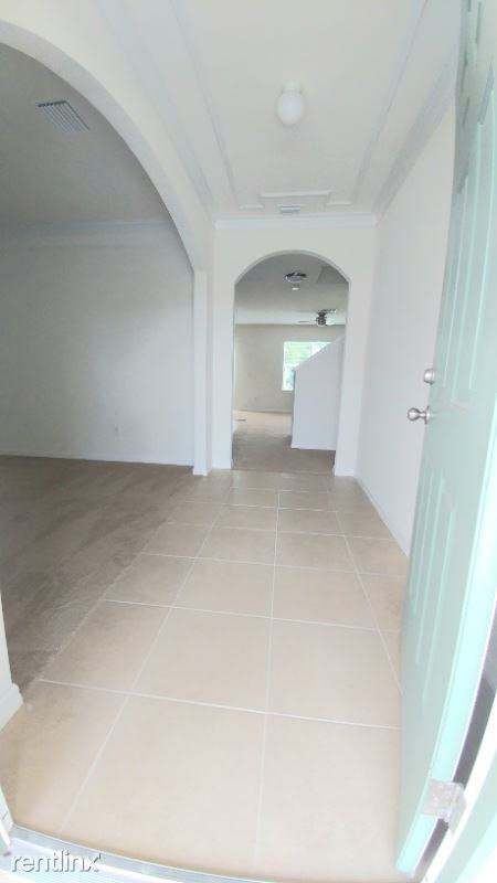 3936 Bramblewood Loop - Photo 2 of 22