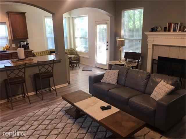 14 Prairie Oak Dr - Photo 3 of 8