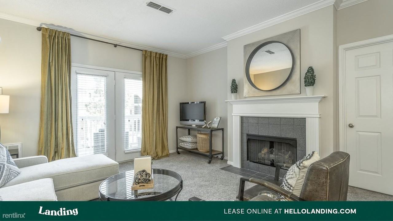 Landing Furnished Apartment Avenues of Lakeshore - Photo 3 of 46