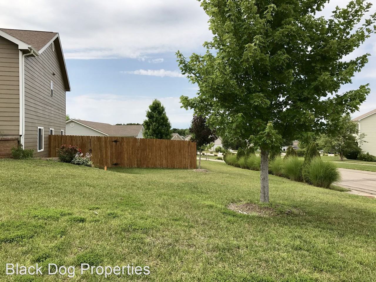 429 Haventon Dr - Photo 3 of 30
