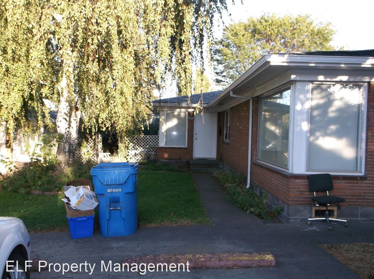 1126 1132 Lewis Street Apartments in The Dalles, OR 97058 Zumper