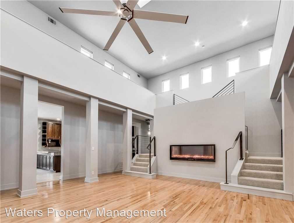 30107 Torrey Pine Cir - Photo 3 of 22