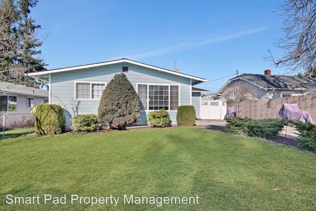 5709 N 47th St - Photo 2 of 21