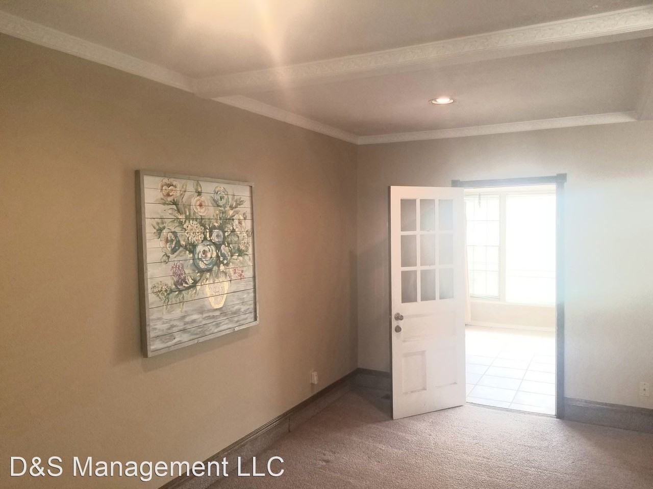 1101 Sw 118th Pl - Photo 3 of 20