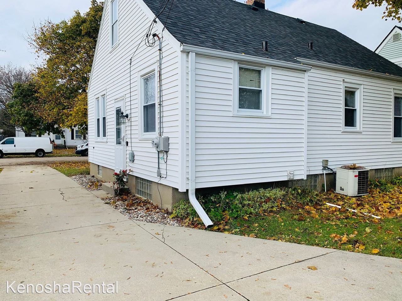 7823 23rd Ave - Photo 2 of 29