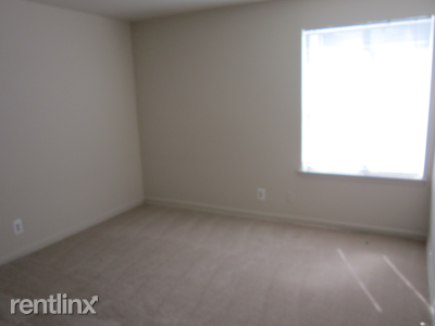 3232 7th St NE - Photo 3 of 13