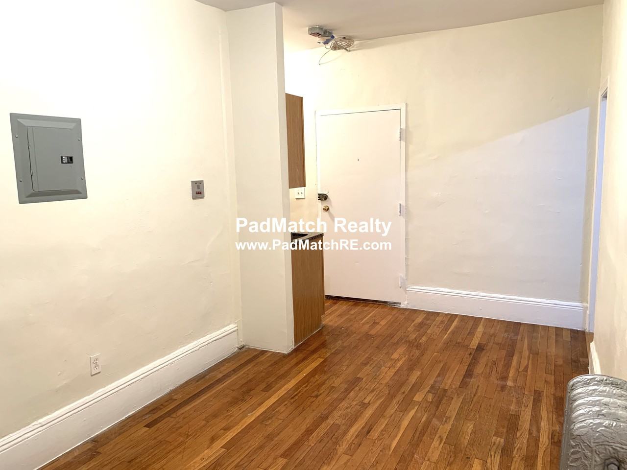 Huntington Ave. - Photo 2 of 10