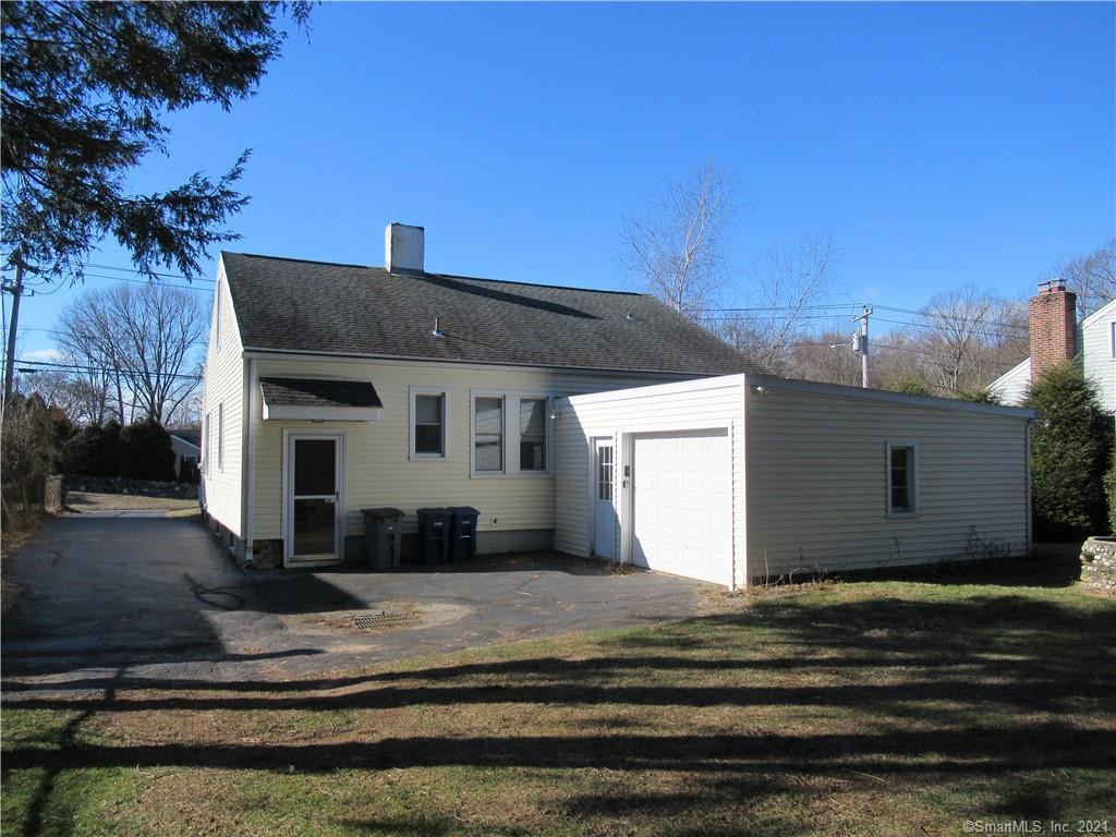 325 Racebrook Rd - Photo 2 of 14