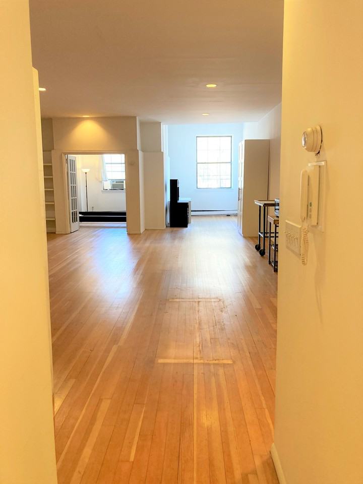 205 Ashland Pl #1 - Photo 2 of 14