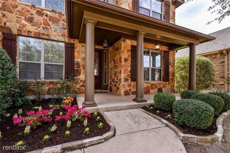 4713 Mont Blanc Dr - Photo 3 of 37