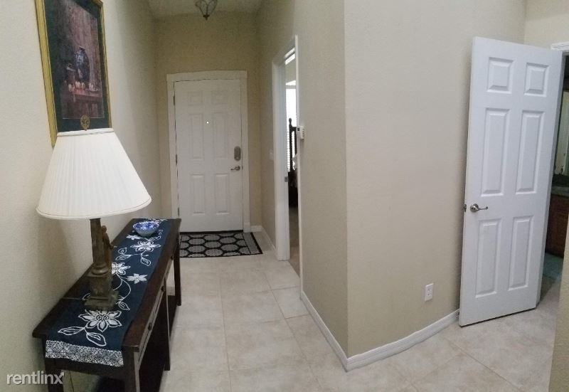 2711 Rutledge Ct - Photo 3 of 23