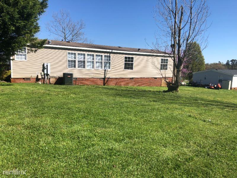 119 Riverfield Dr - Photo 3 of 40