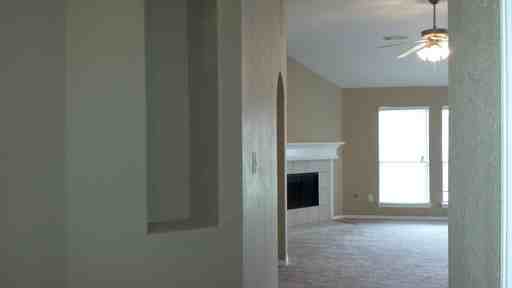 719 Chase View Dr - Photo 2 of 15