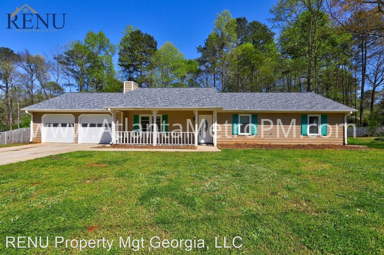 750 Shoreline Trl Se - Photo 2 of 25