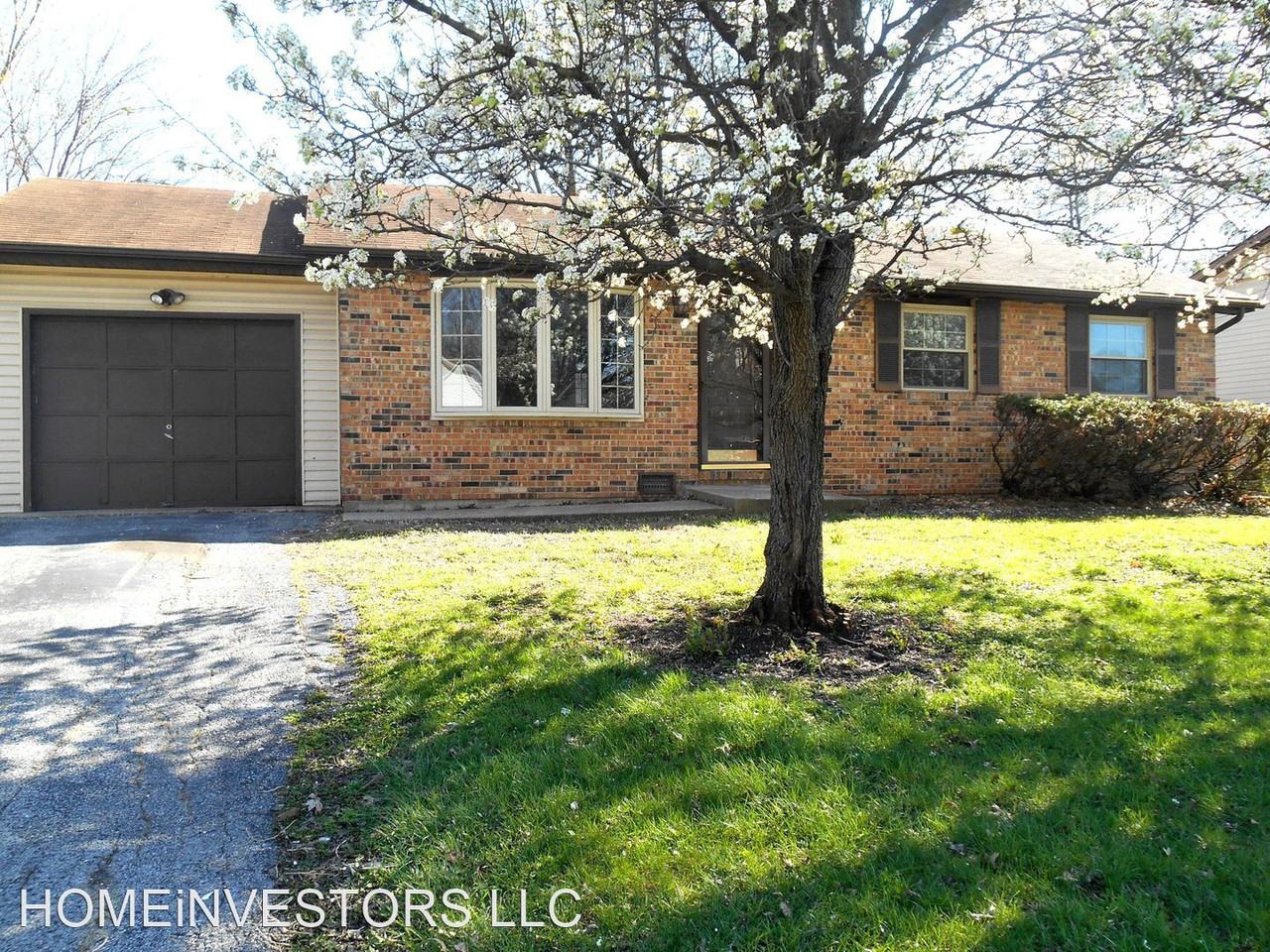 32 Georgetown Dr - Photo 2 of 17