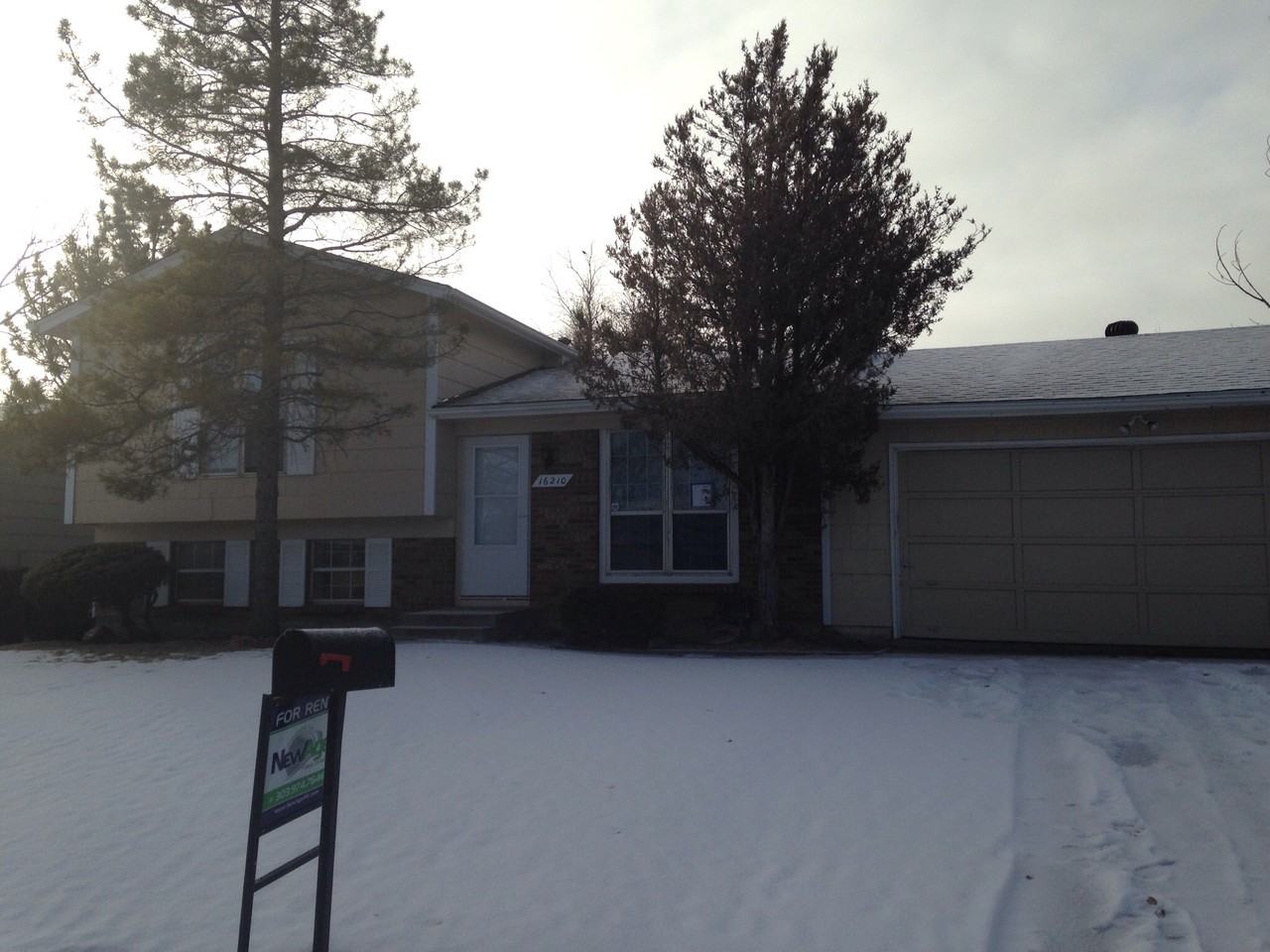 16210 E Harvard Ave - Photo 2 of 24