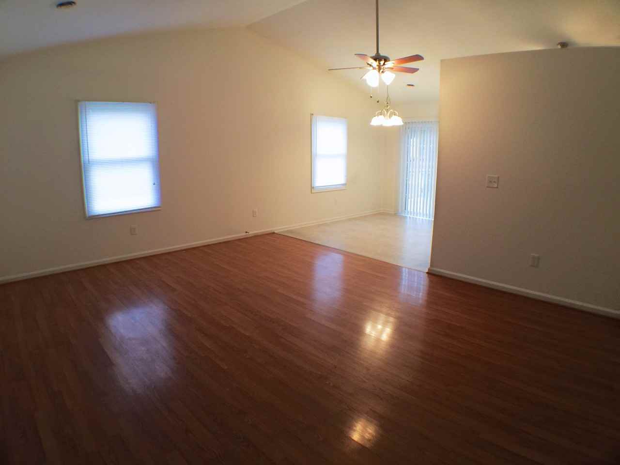 330 Round Hill Dr - Photo 2 of 12