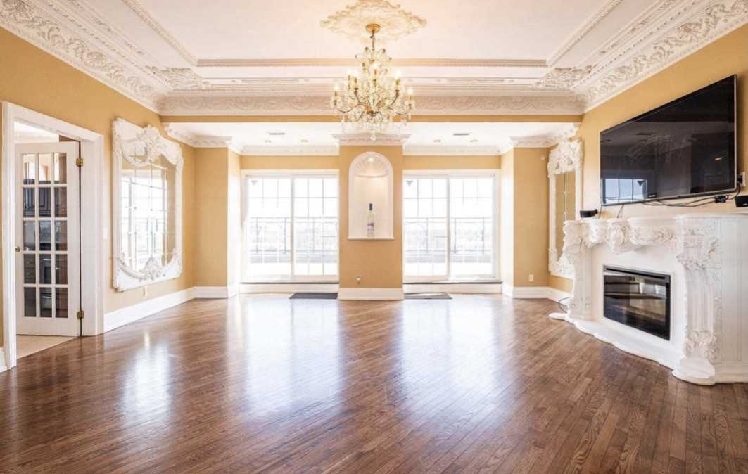 1 Maison Parc Court - Photo 2 of 18