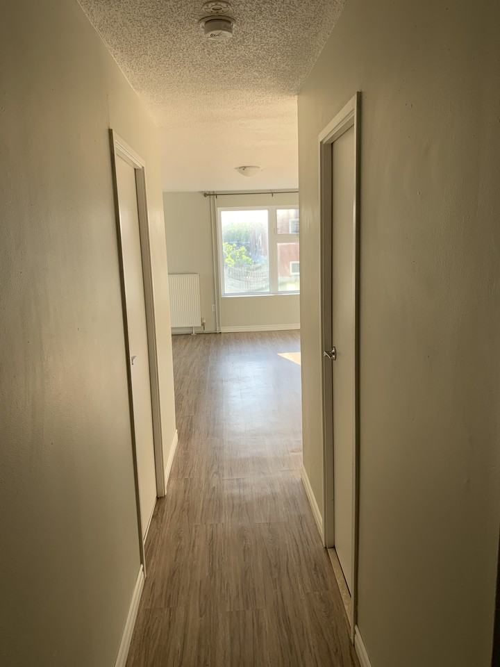 Madison Ave S & Courtland Ave E - Photo 2 of 10