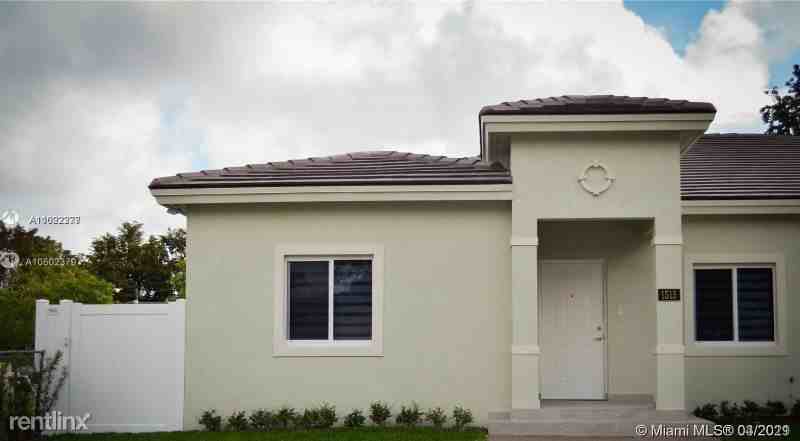 1515 Sw 65th Pl #1515 - Photo 3 of 18