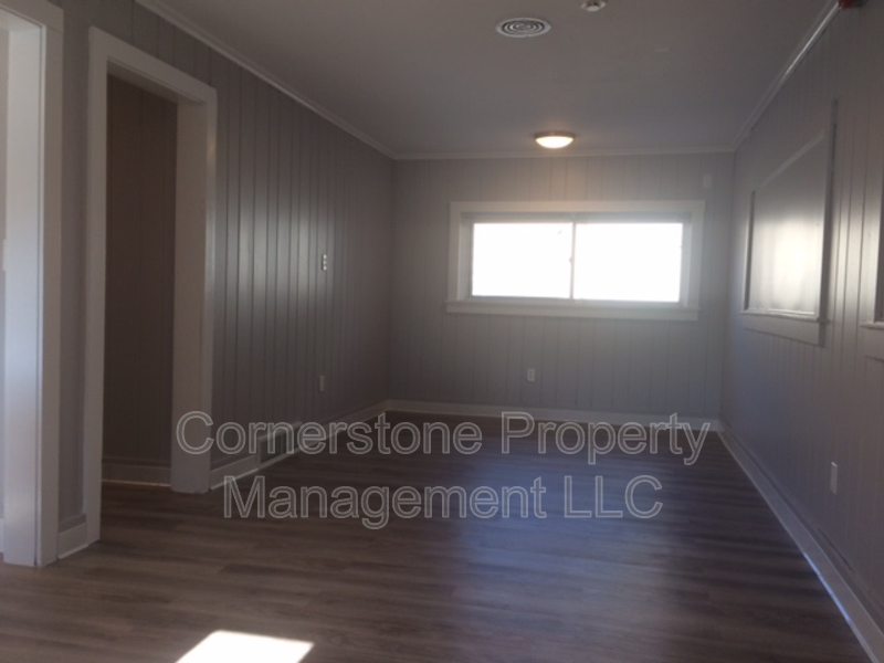 325 325 Buy Street - Photo 3 of 7