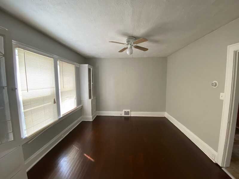 18898 18898 Ironwood Avenue - 1 - Photo 2 of 9