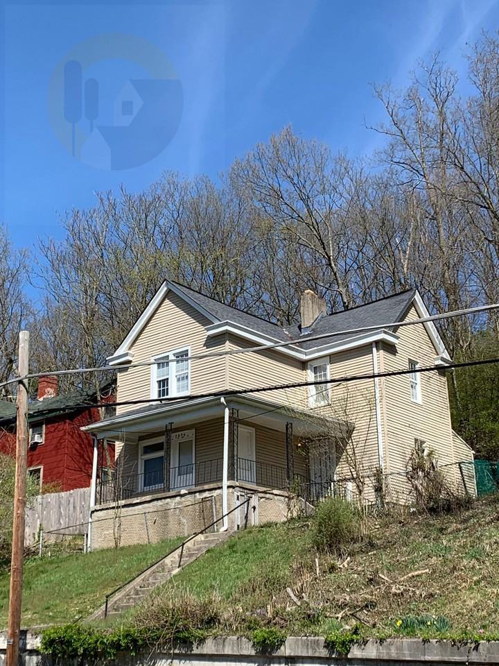 2094 Baltimore Avenue - Photo 2 of 32