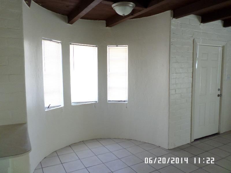 3574 E Bellevue St #1 - Photo 3 of 9