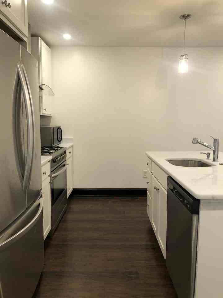709 Jackson St Ne #1 - Photo 2 of 11