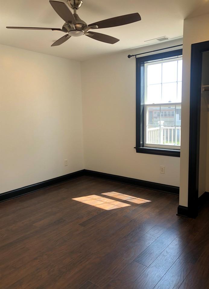 709 Jackson St Ne #1 - Photo 7 of 11