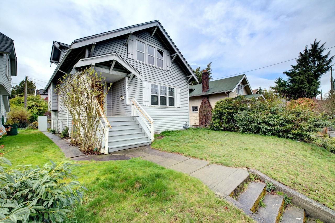 5007 8th Ave Ne #1 - Photo 2 of 26