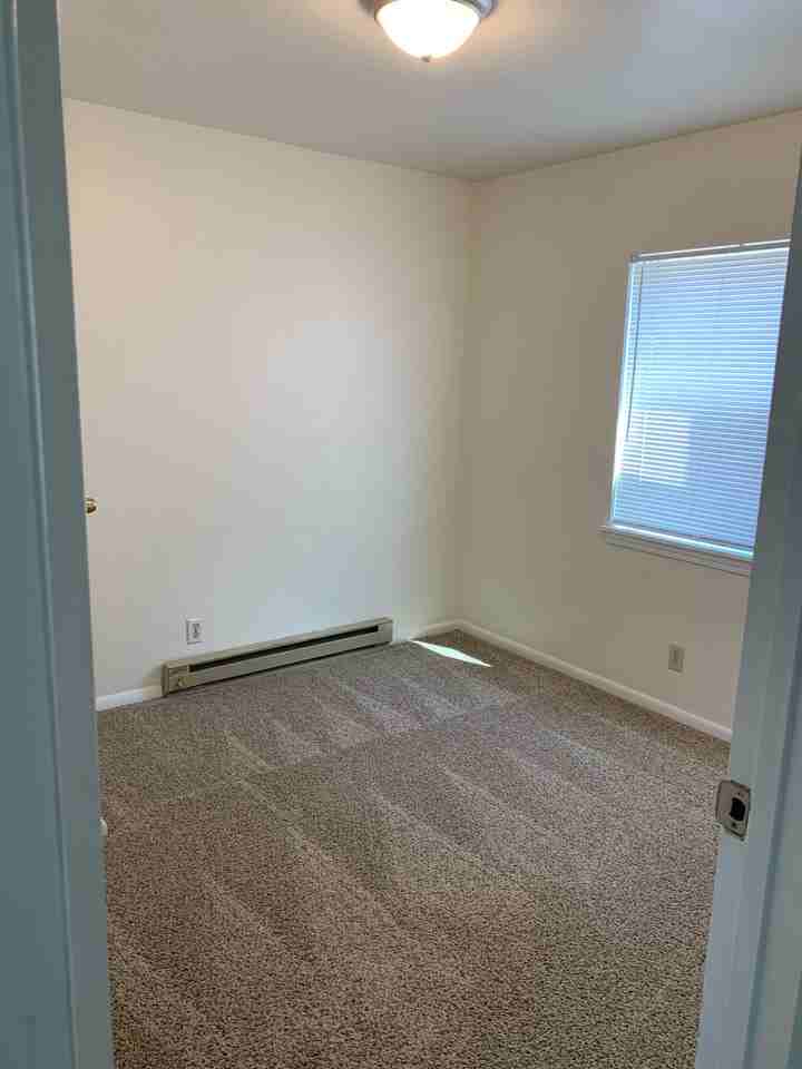 1135 American Legion Blvd #3 - Photo 4 of 7