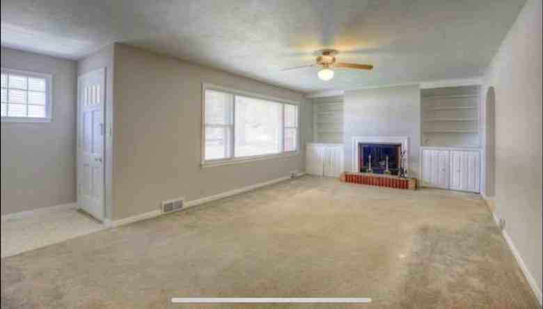 801 S Hamilton St #1 - Photo 2 of 10