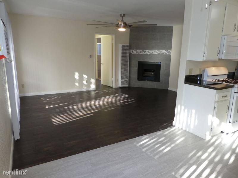 7013 Haskell Ave - Photo 3 of 27