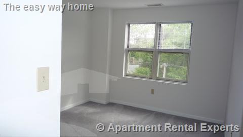 175 Beacon St #406 - Photo 6 of 10