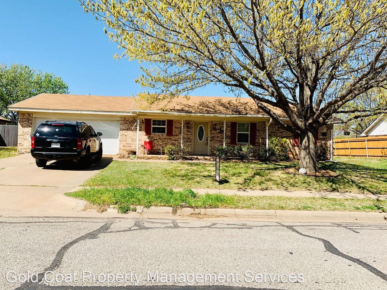 4830 K Mart Dr - Photo 2 of 2