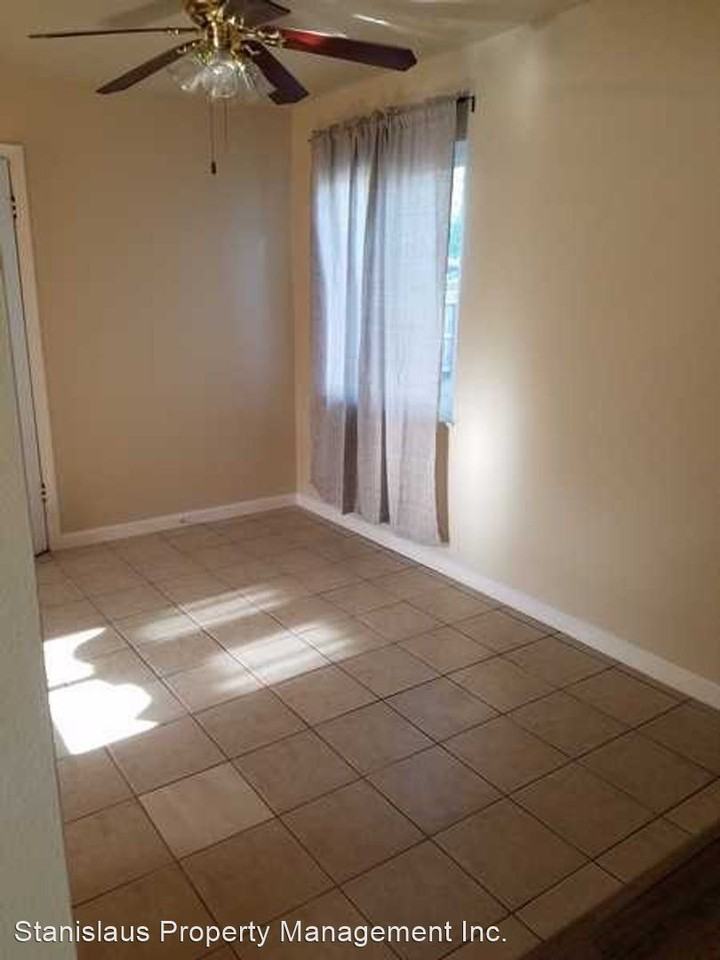 2405 Hemminger Way - Photo 2 of 14