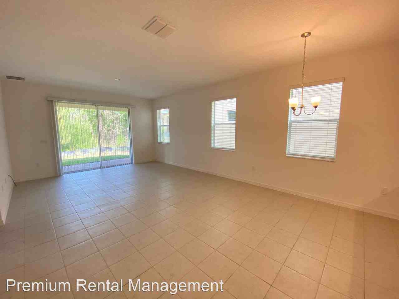 3181 Montserrat Pl - Photo 3 of 23