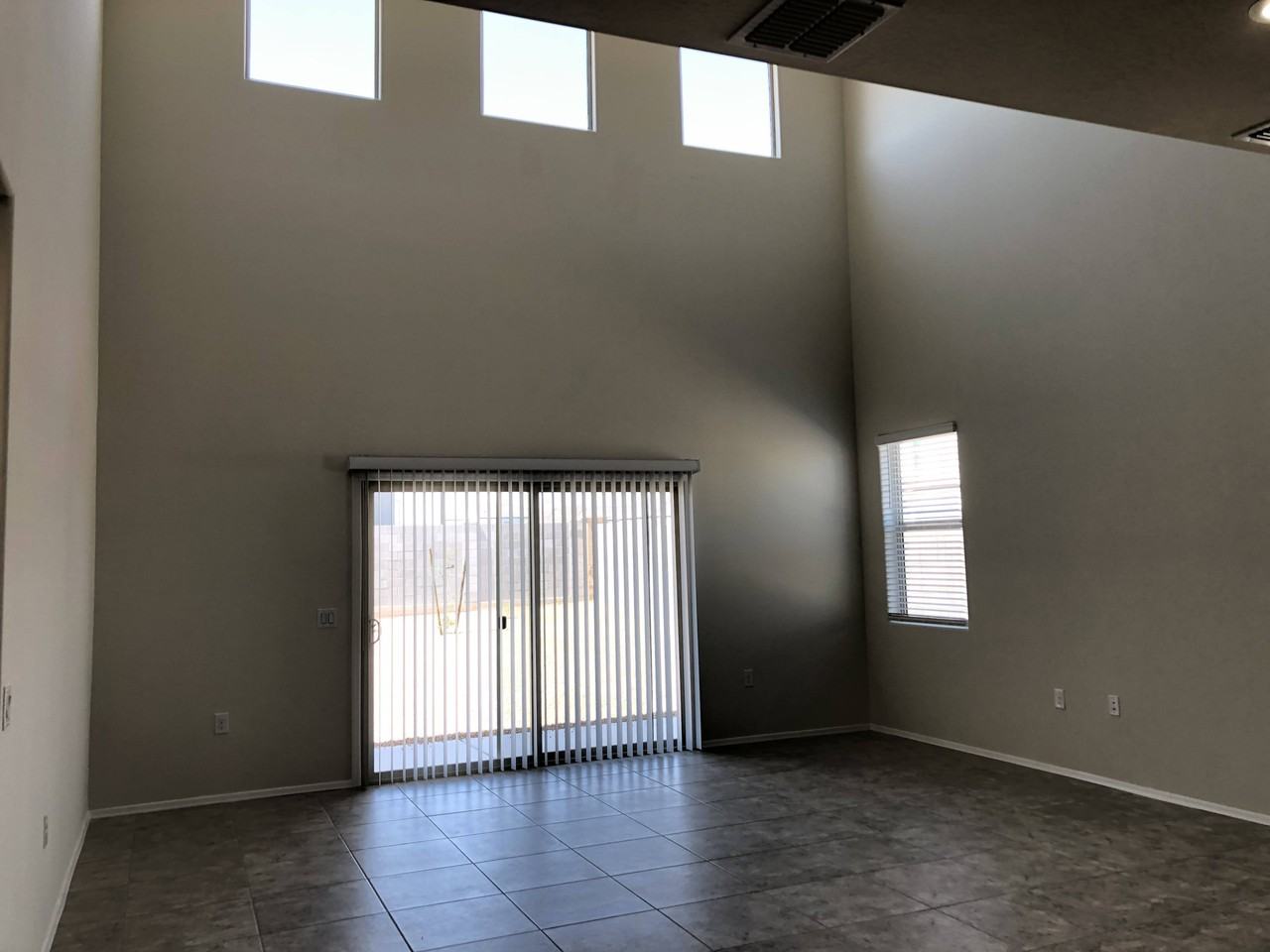 3702 N 307th Dr - Photo 5 of 26