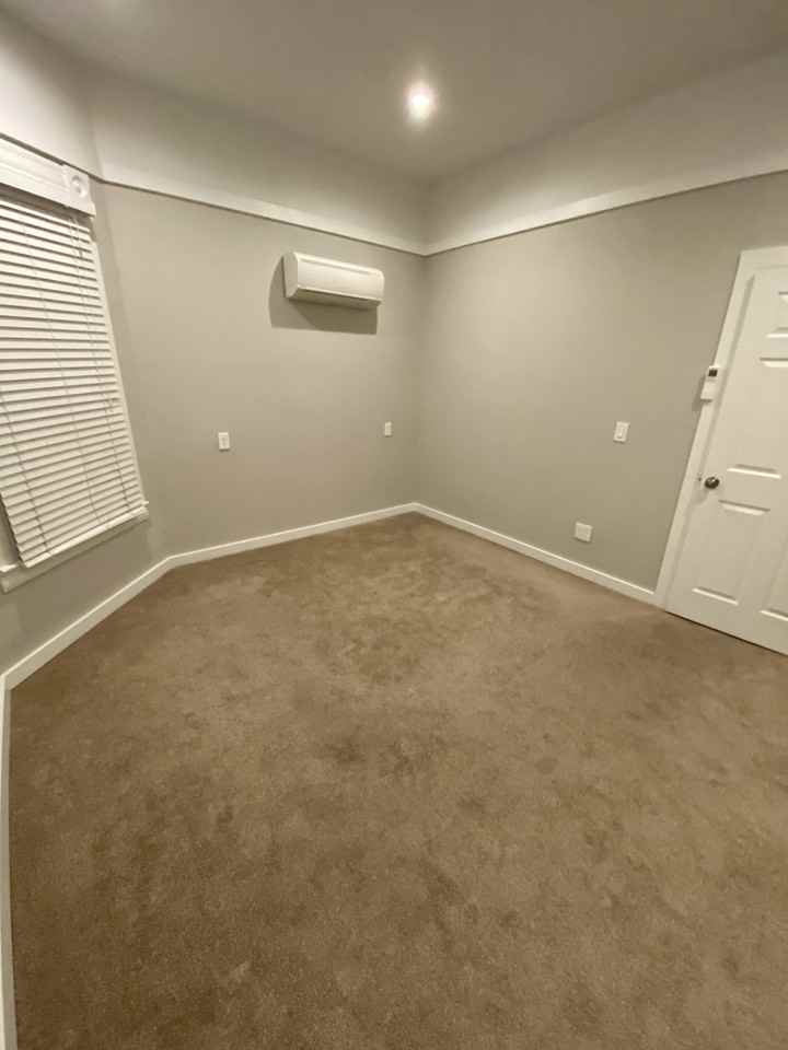914 26Th Street - Photo 3 of 12