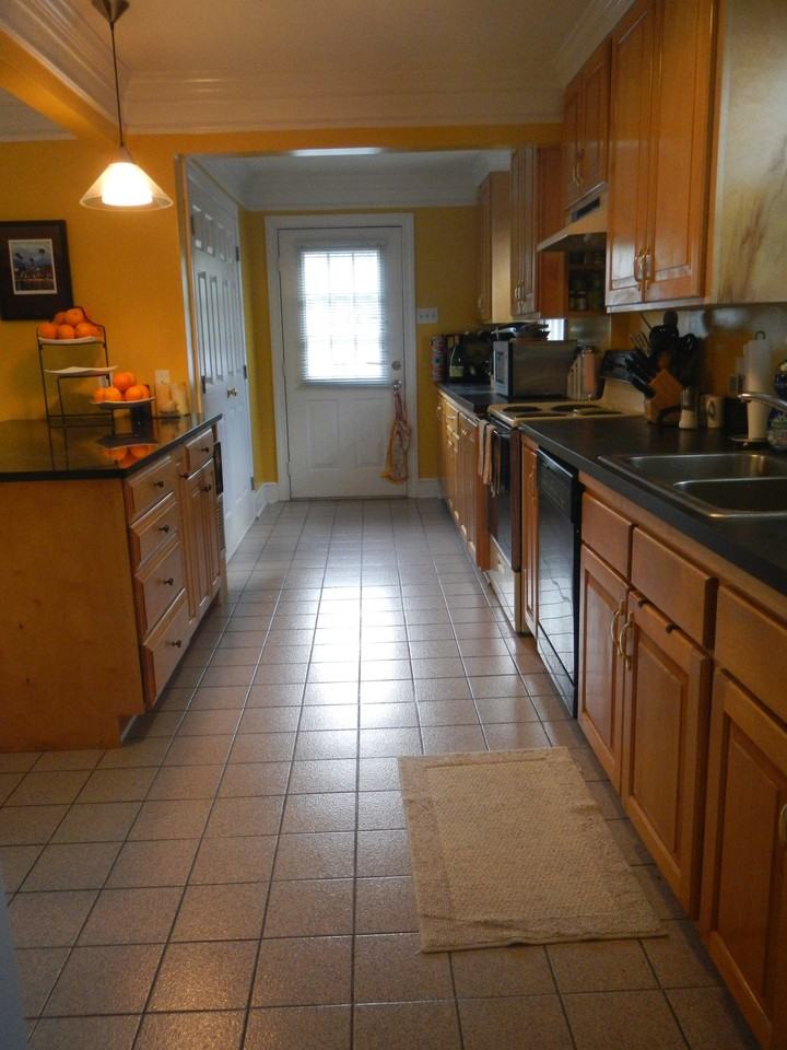 4611 Patterson Ave - Photo 3 of 10