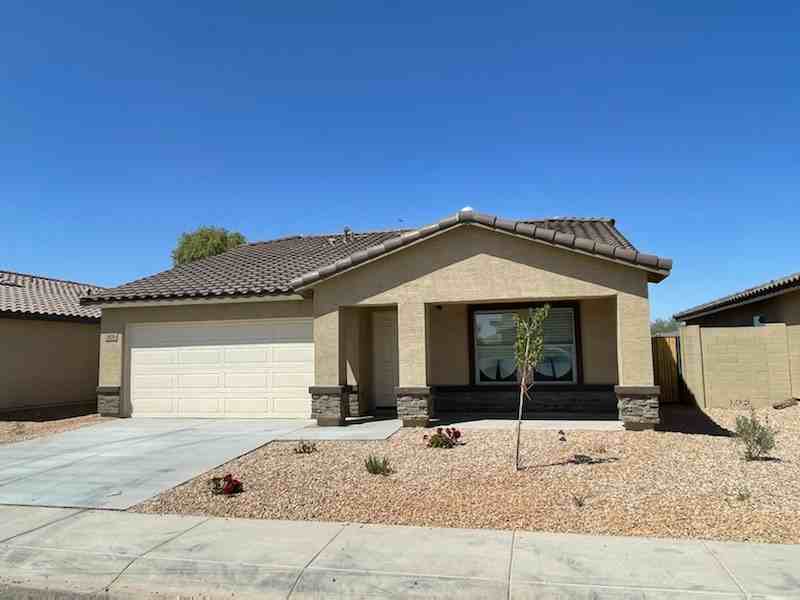 1028 W Nina Dr - Photo 2 of 17