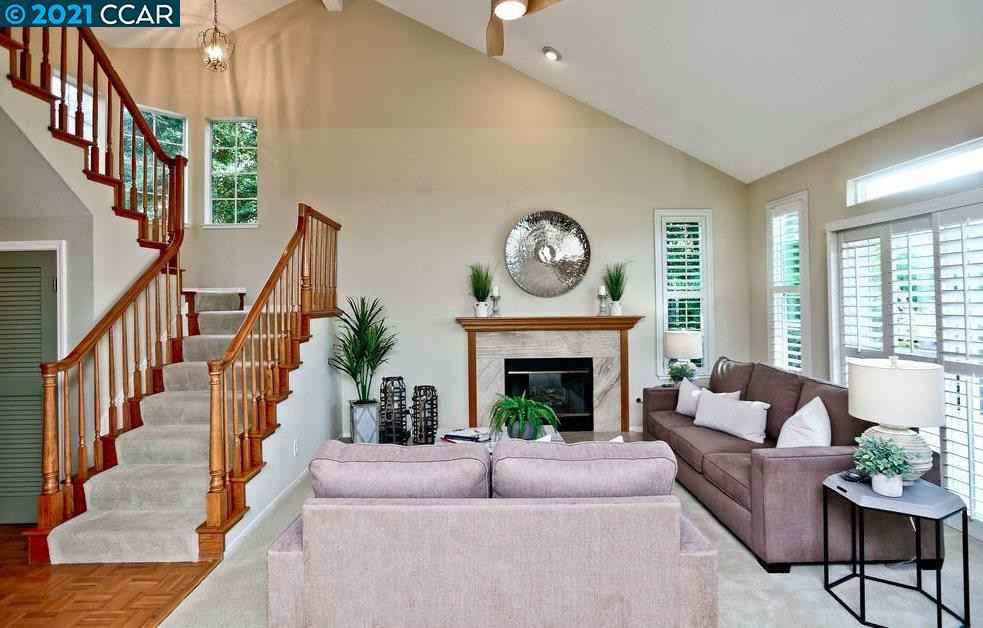 340 Saclan Ter - Photo 2 of 17